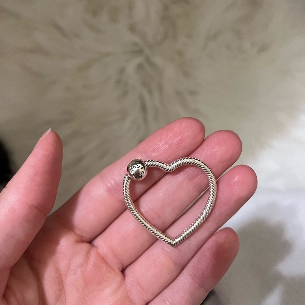 Pandora heart charm holder\keychain